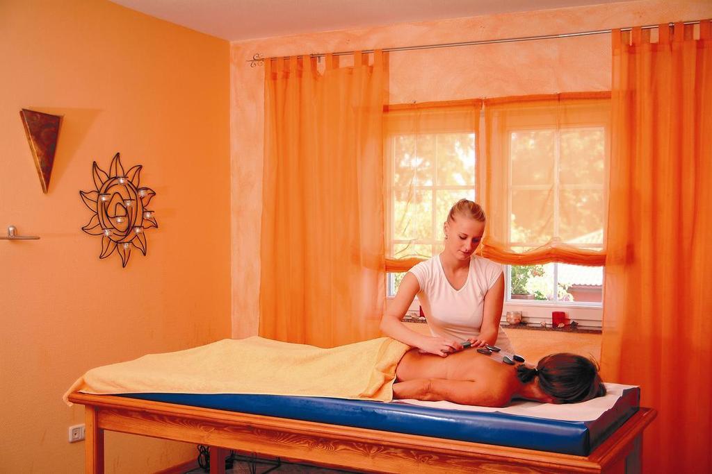 Wellnesshotel Legde Экстерьер фото